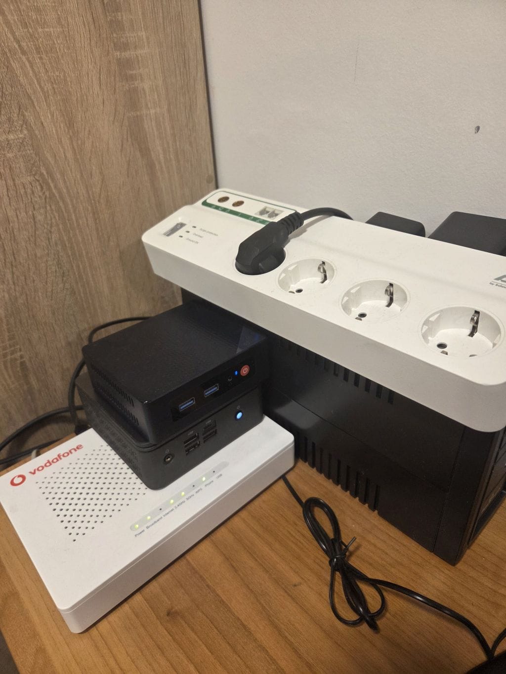 [1607c63fe2] Initial homelab commit